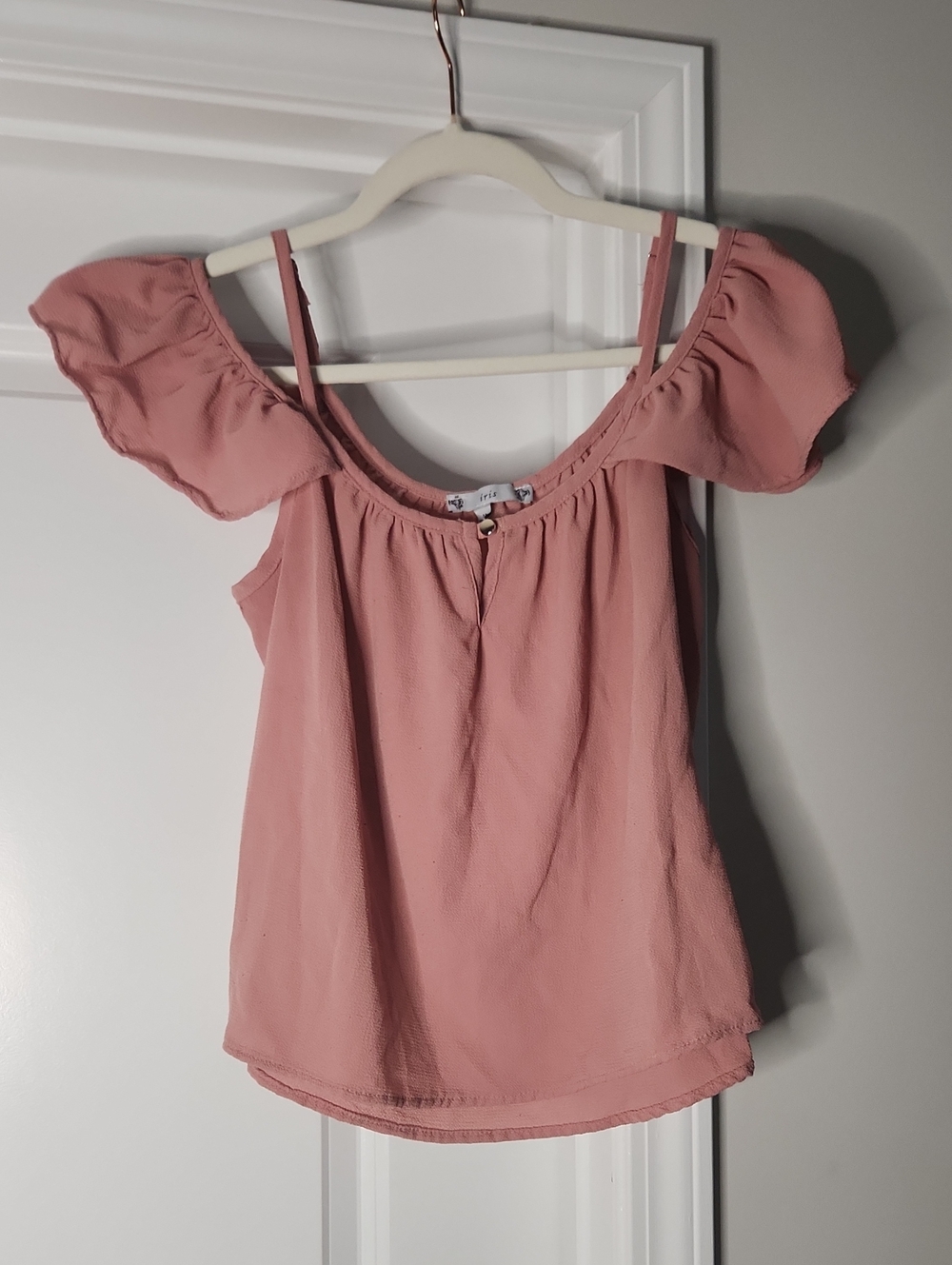 iris Dusty Rose Cold-Shoulder Camisole with Flutter Sleeves